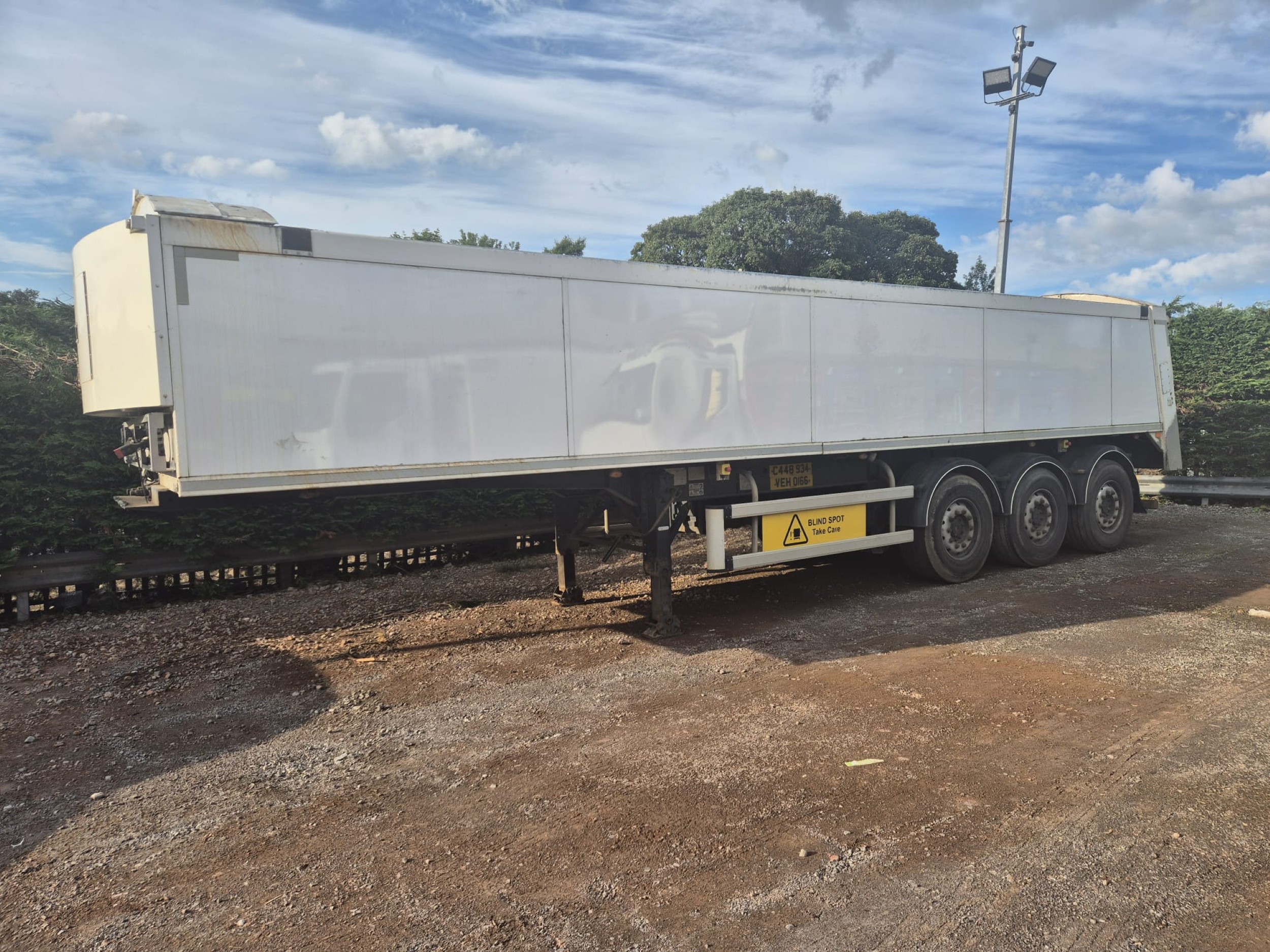 PANELTEX MARTRANS TRI AXLE 39 TON WALKING FLOOR TRAILER. Lot ...