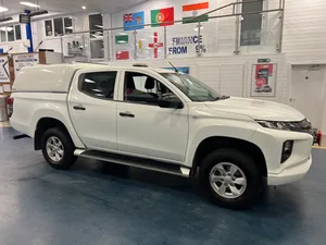 Vans & Commercials for Sale at Auction