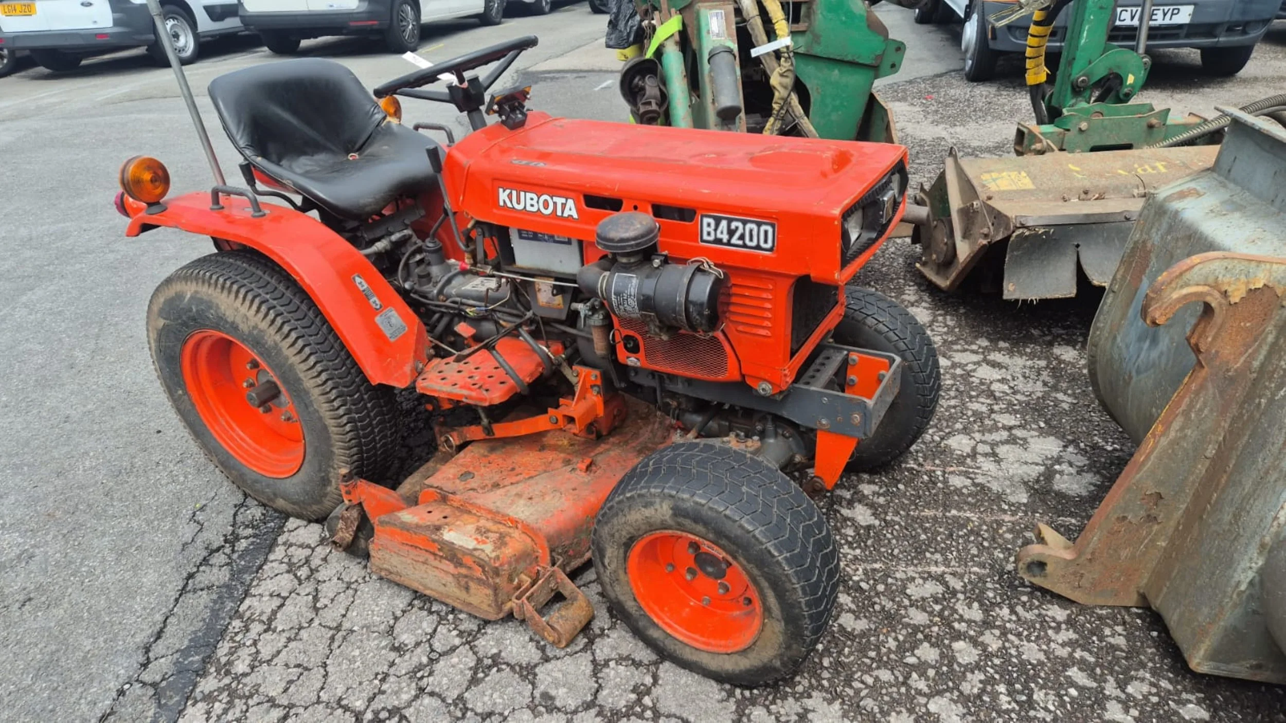 Kubota B4200 Engine KUBOTA B4200 570cc DIESEL 4WD COMPACT TRACTOR/MOWER (26146)